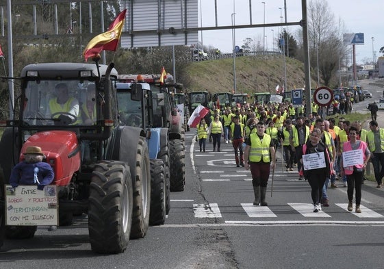 Protestas de ganaderos en Colindres contra la Agenda 2030, en febrero de 2024.