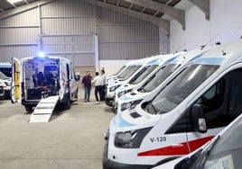 Los socialistas ven «anómalo e irregular» que Autransa esté trayendo ambulancias a Cantabria