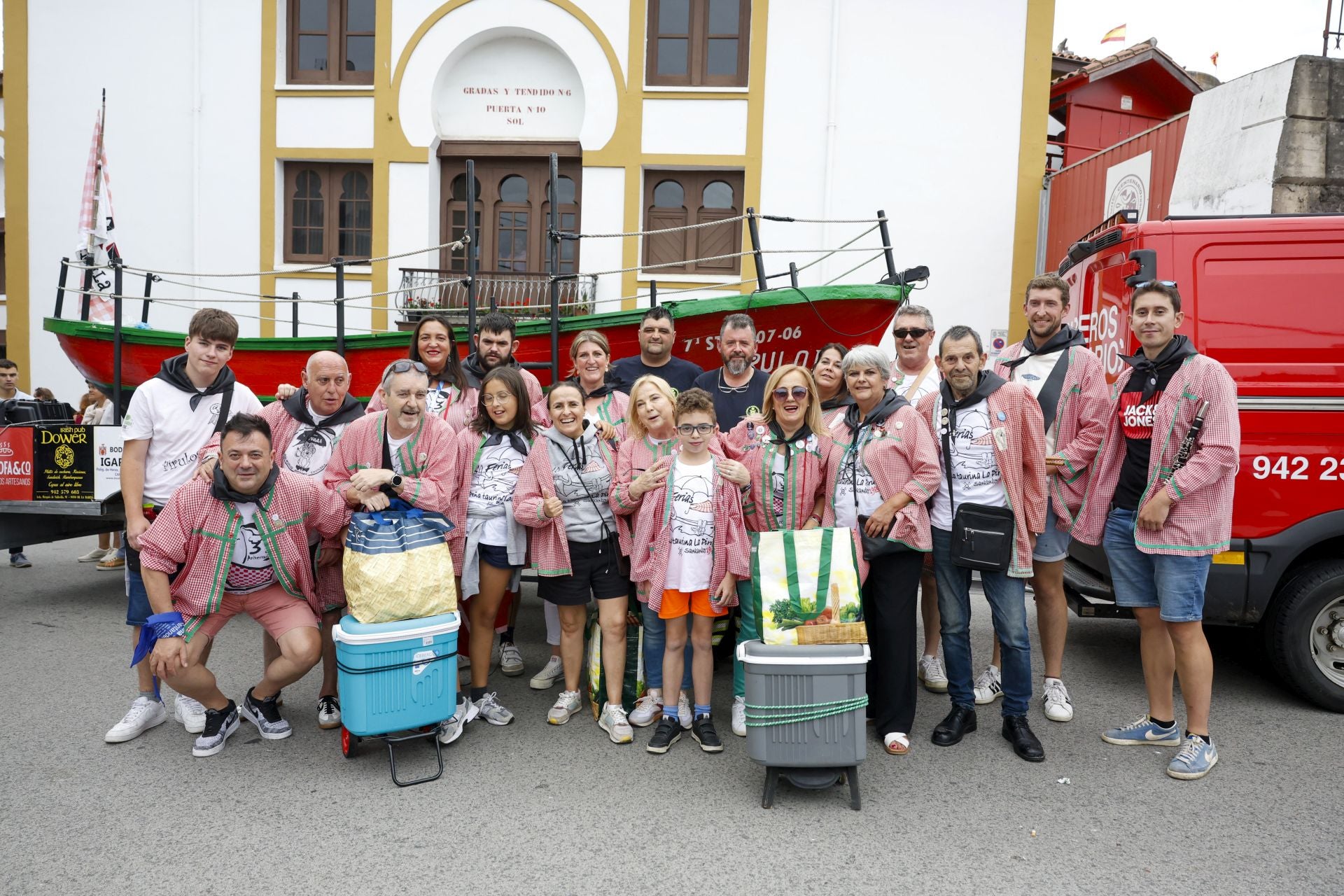 Peña La Pirula, con el Pirulo III.