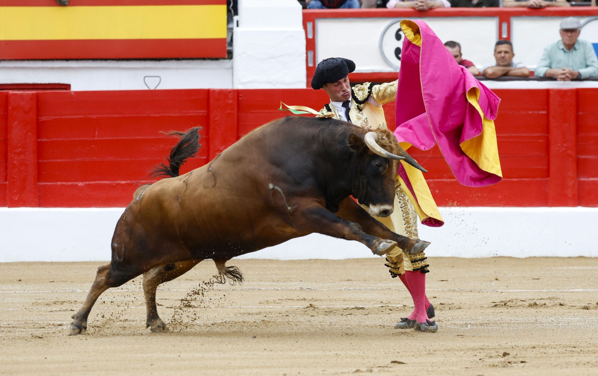 Capotazo de Diego Bastos.
