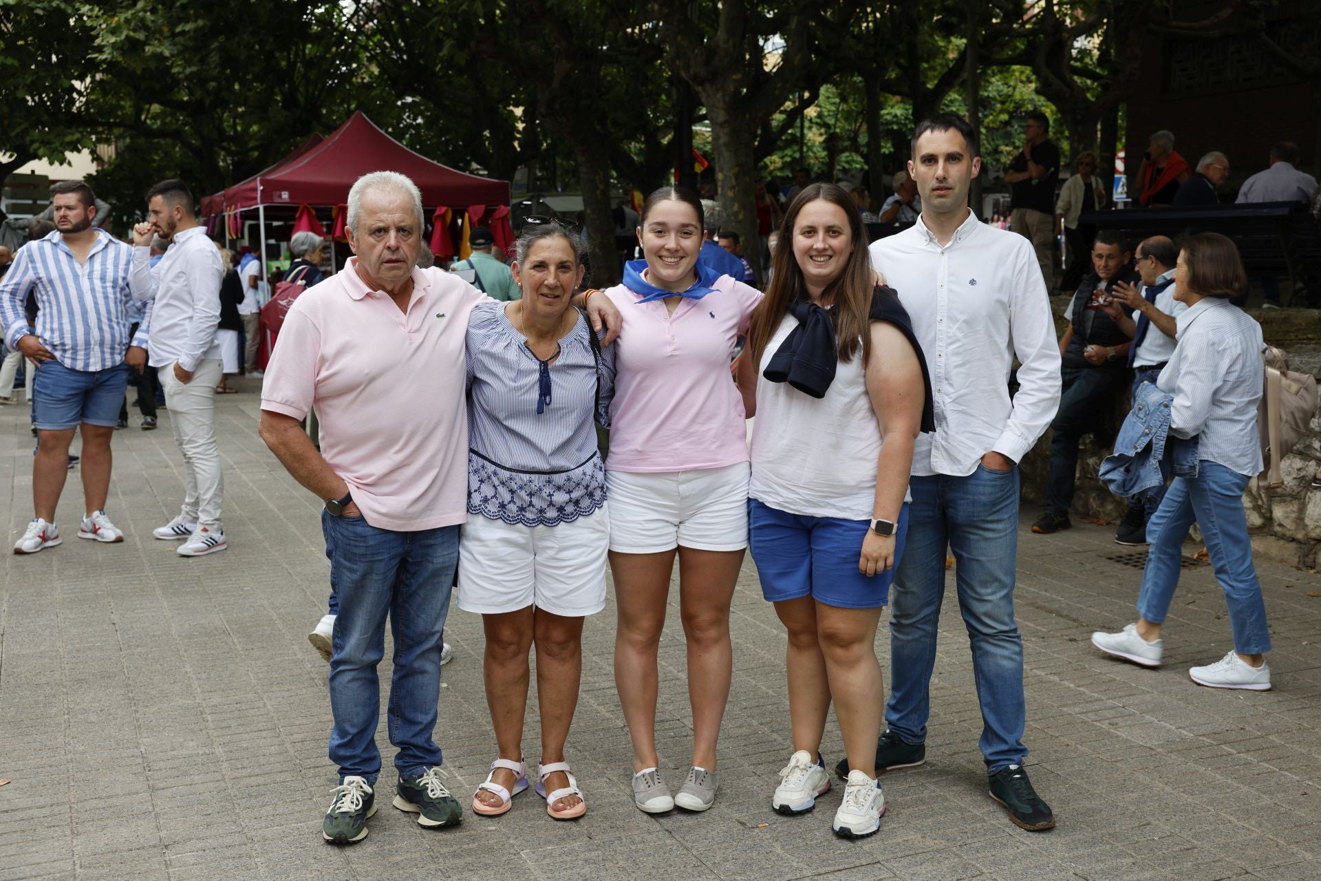 José Antonio Sáinz, María Luisa Gómez, Claudia Revuelta, Zulema Sáinz e Iván Ivánez.