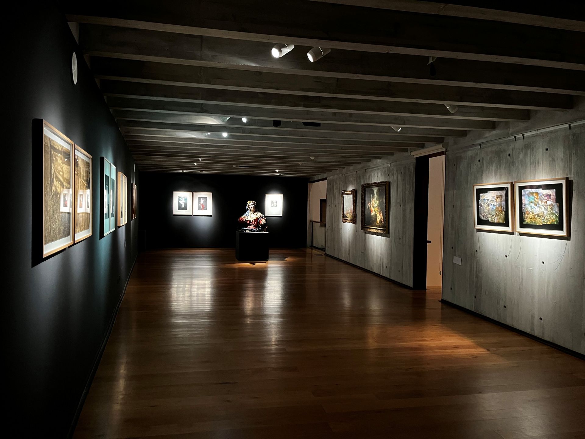 El Palacio de la Caja en Santillana exhibe 'Evocaciones simbólicas. Una mirada contemporánea sobre el Museo del Prado'