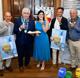 Imagen principal - Catorce queserías de Cantabria participan en la VII Feria del Queso en la plaza de Pombo de Santander
