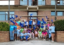 Integrantes de las peñas, en la presentación de las fiestas de Polanco.