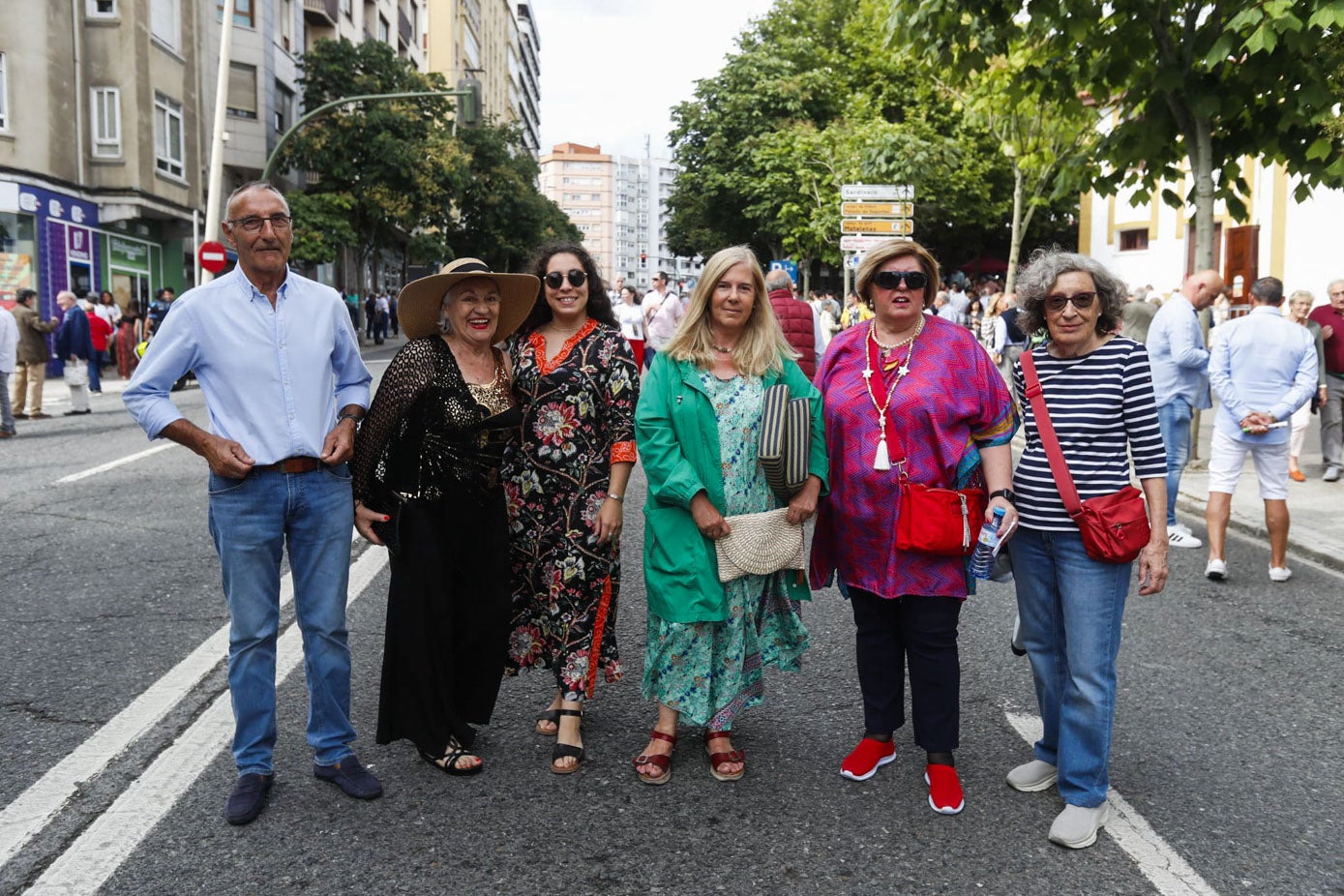 Jesús Nieto, María Lanza, Alba Climent, Juani Lopéz, Nieves Bolado y Mercedes Lanza.