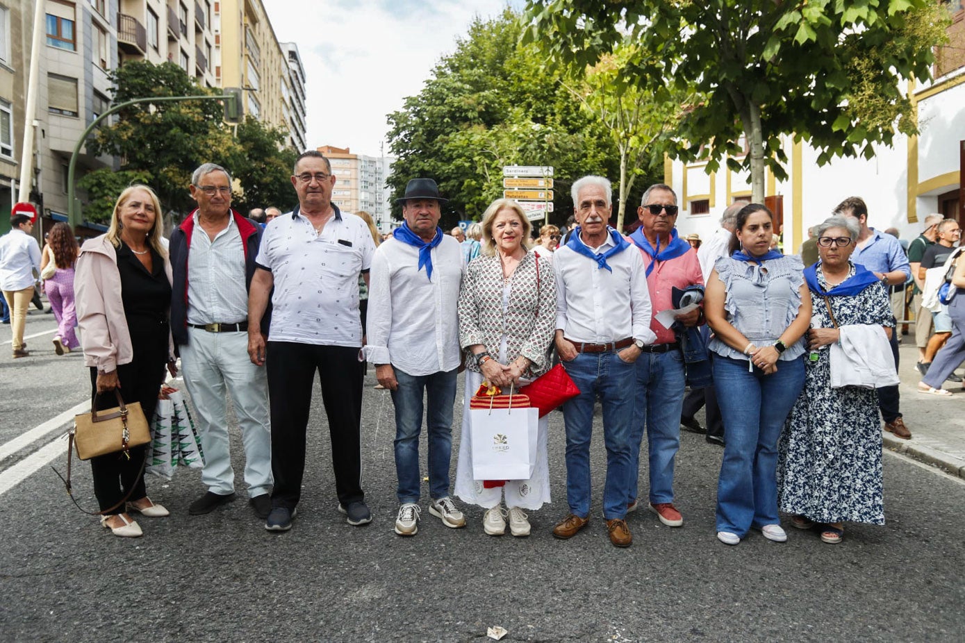 Trini Mantecón, Benigno Ortiz, Miguel Canario, Santiago García, Loli Abascal, Antonio Molina Gutiérrez, Ismael Gil, Lourdes Gil y Mari Barrio.