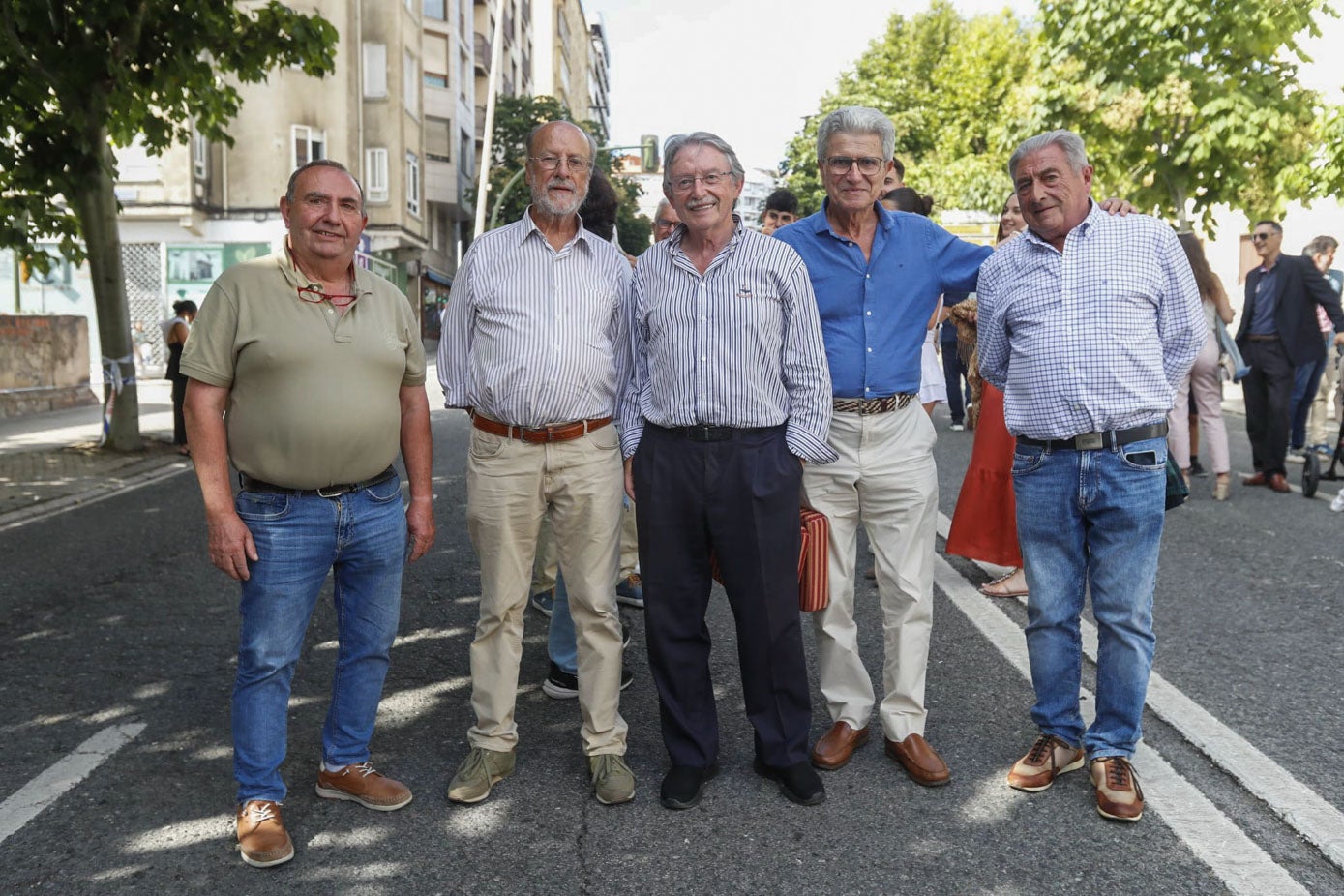José Luis Lanza, Javier León de la Riva, Constantino Álvarez, Manuel Sánchez y Manolo García.