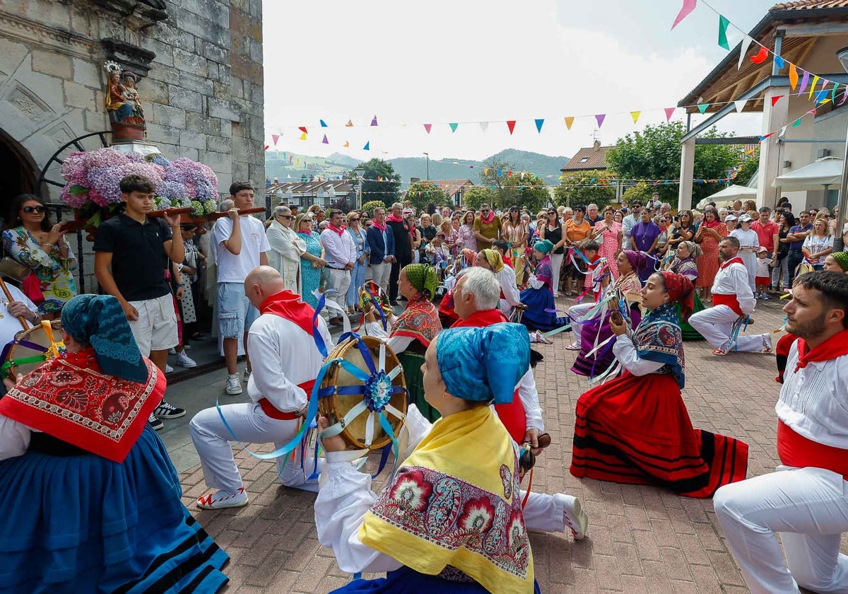 Tanos ensalza a Santa Ana por todo lo alto