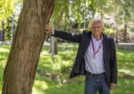 El periodista y escritor Álex Grijelmo, la pasada semana, en el campus de Las Llamas de la UIMP.