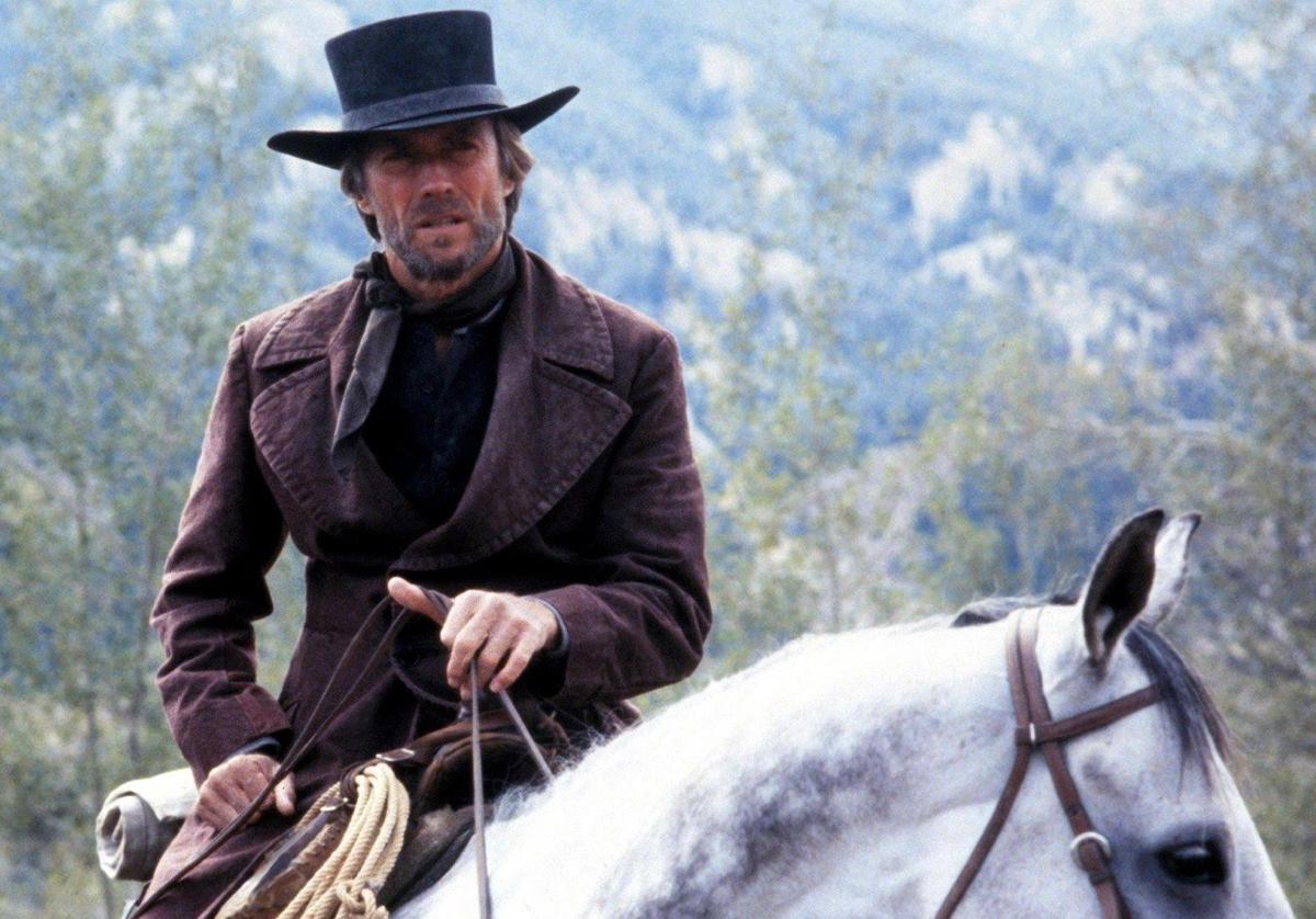 Clint Eastwood en 'El jinete pálido'.