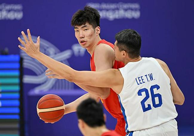 Internacional. El nuevo jugador del Alega, con la selección china.
