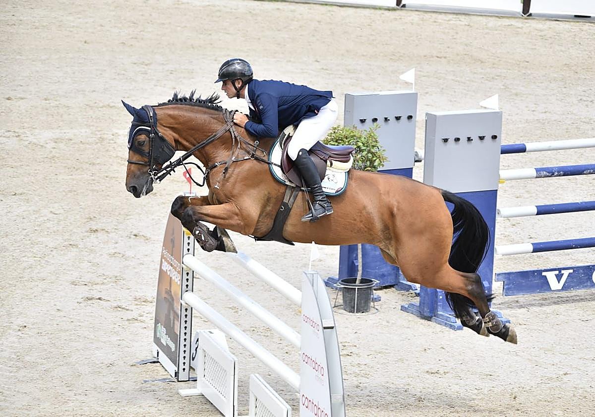 Álvaro González de Zárate y Cimply the Best, ganadores del Trofeo Caser Seguros este sábado en Heras.