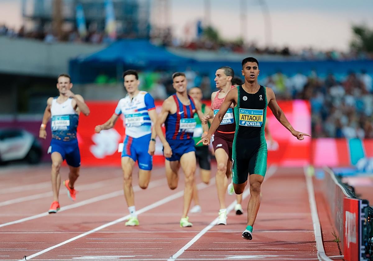 Attaoui al entrar en meta.