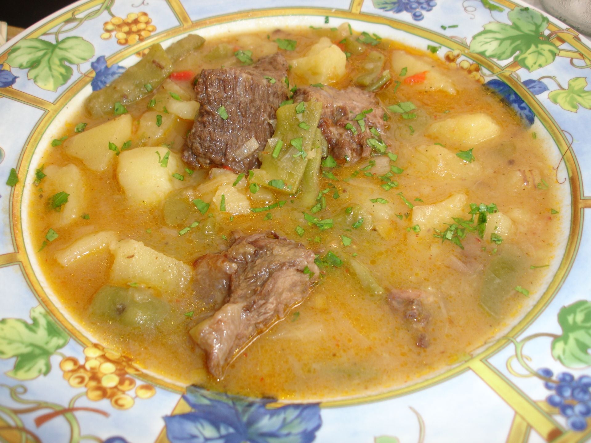 Guiso de carne de buey tudanco. 