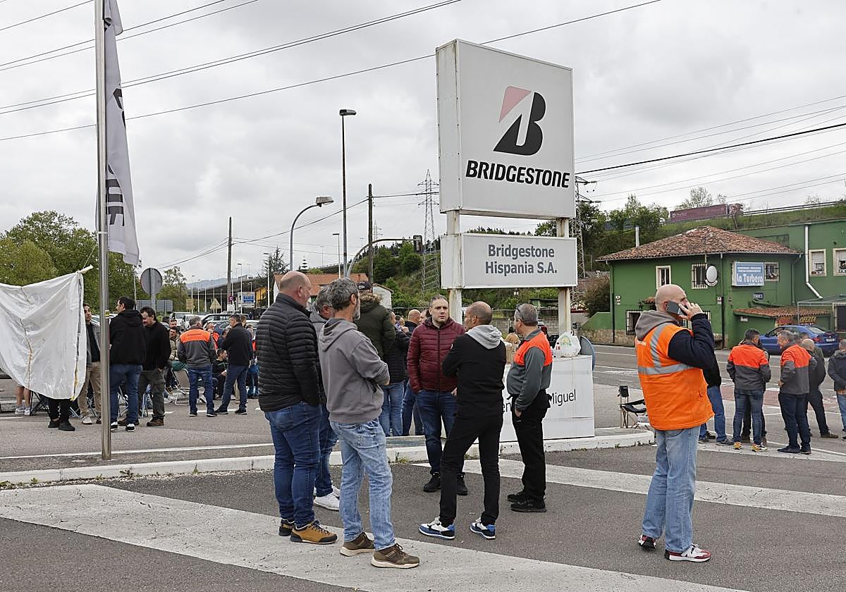 Protestas labores en la planta de Puente San Miguel.