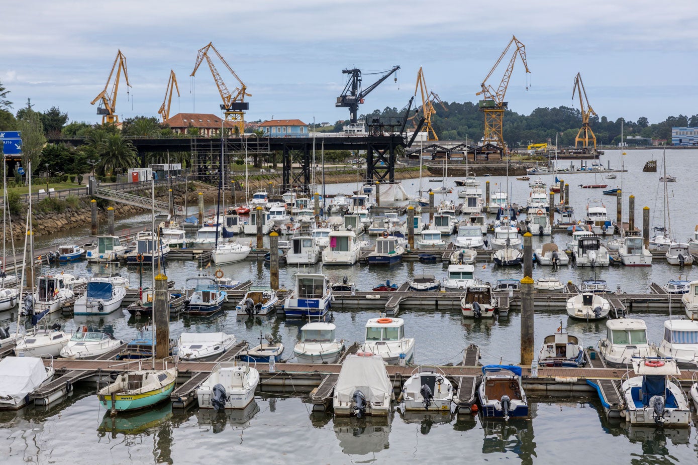 Embarcadero situado junto al Puente de los Ingleses en El Astillero.