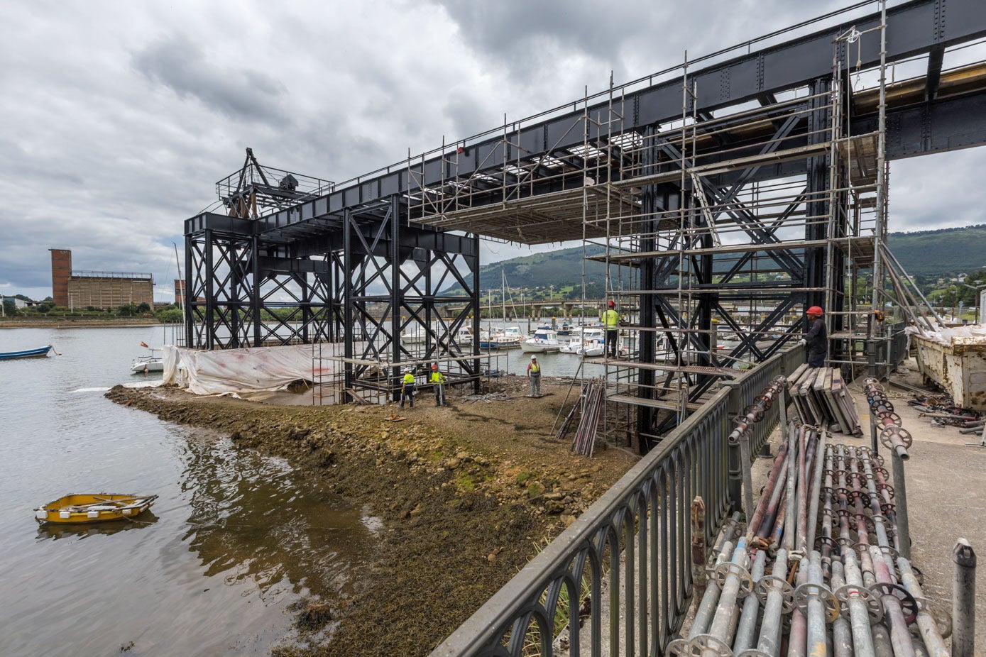 El cargadero está siendo sometido a las labores de rehabilitación que concluirán en otoño.