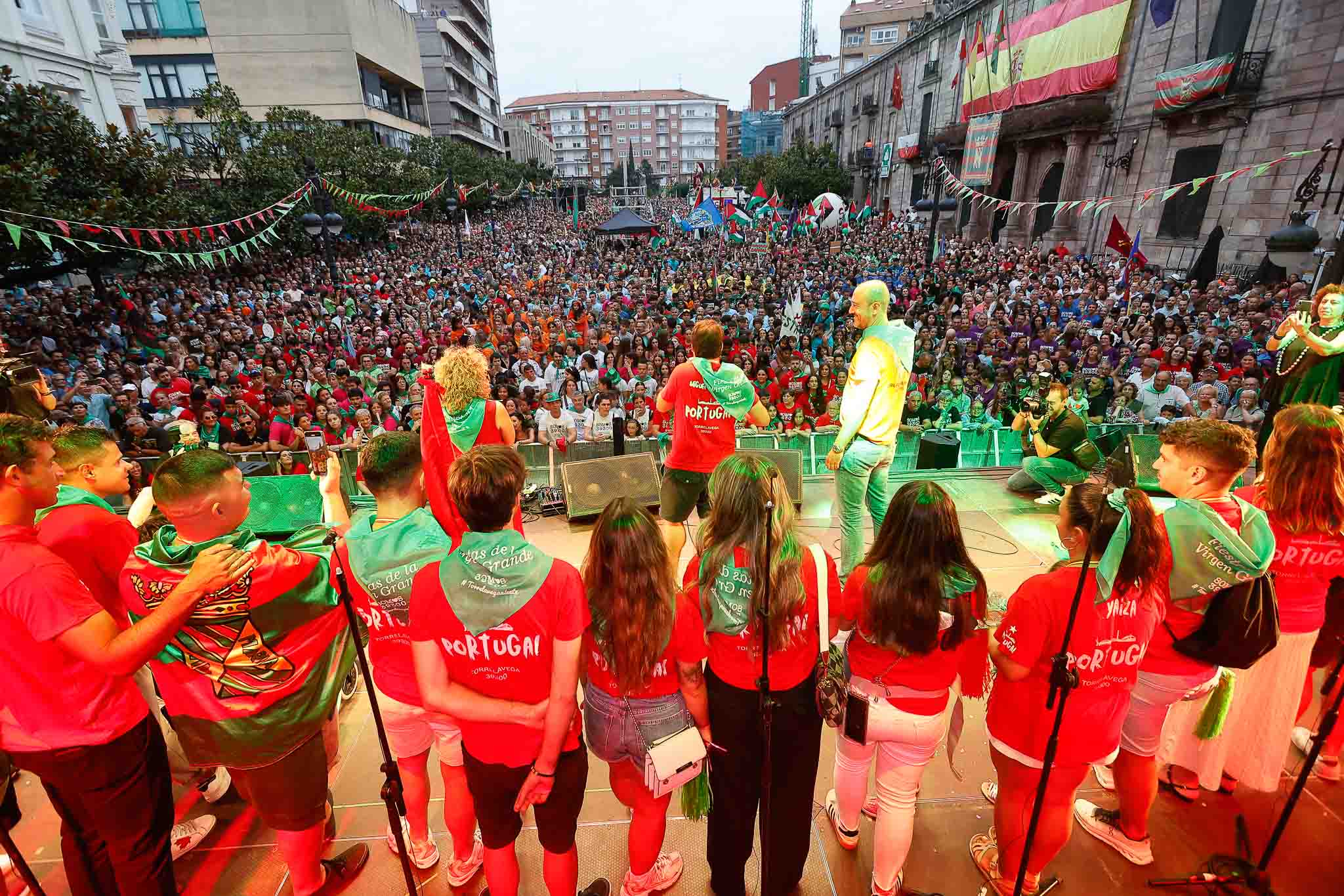 El Bulevar Demetrio Herrero estaba hasta los topes.