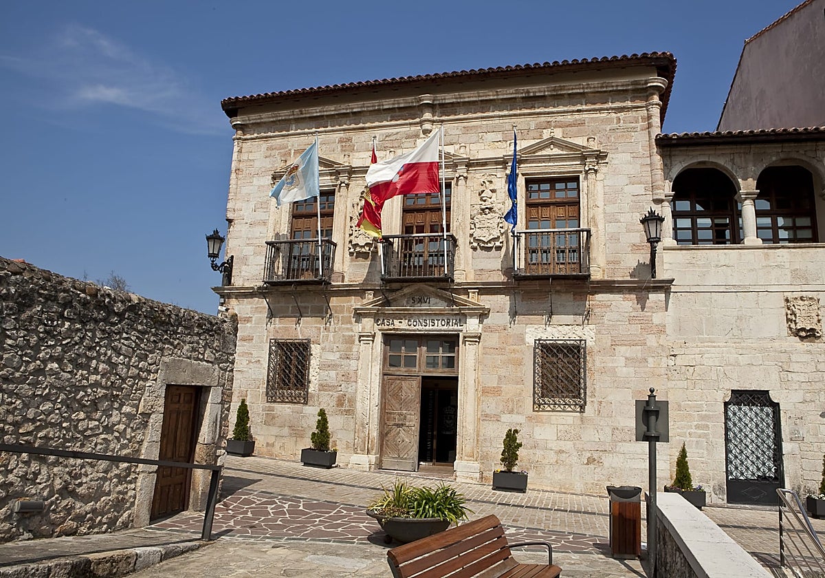 Ayuntamiento de San Vicente de la Barquera.