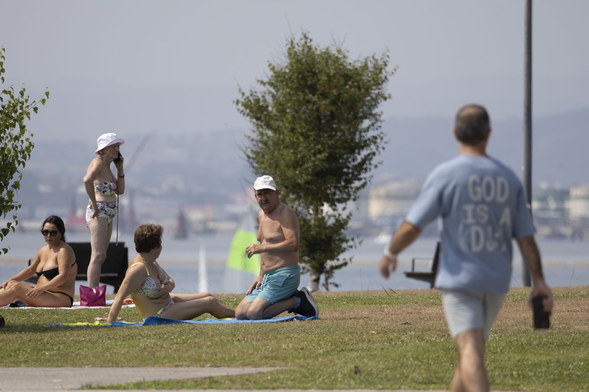 La zona de Gamazo es otro lugar elegido por visitantes y santanderinos para tomar el sol