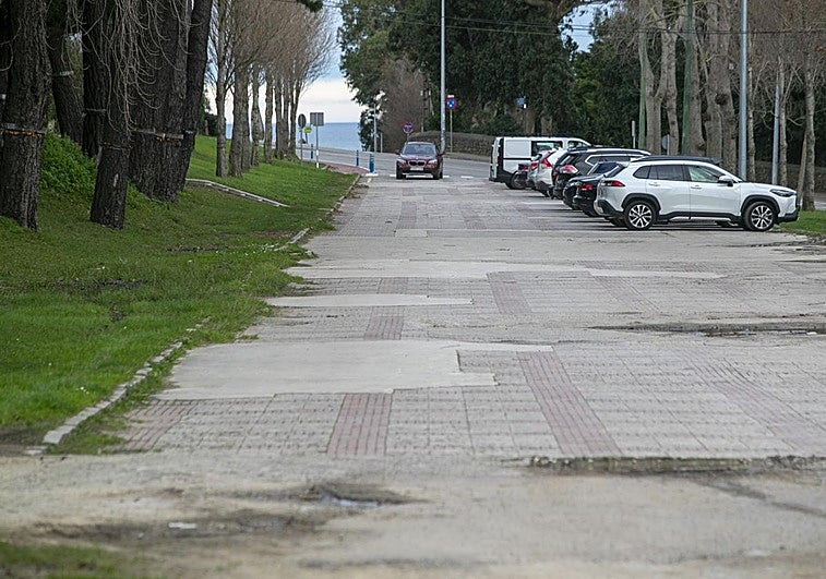 Vecinos de Mataleñas se concentran hoy contra el aparcamiento de autocaravanas