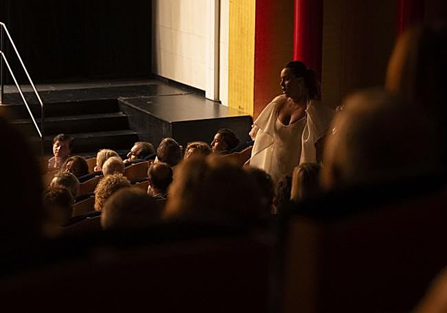 Sonya Yoncheva salió a cantar entre el público