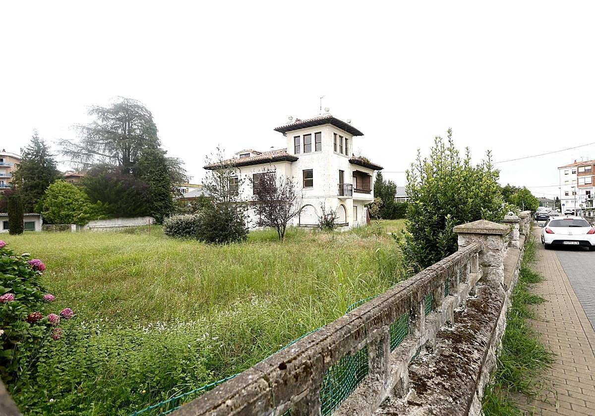 Parcela en la que se construirán los chalés.