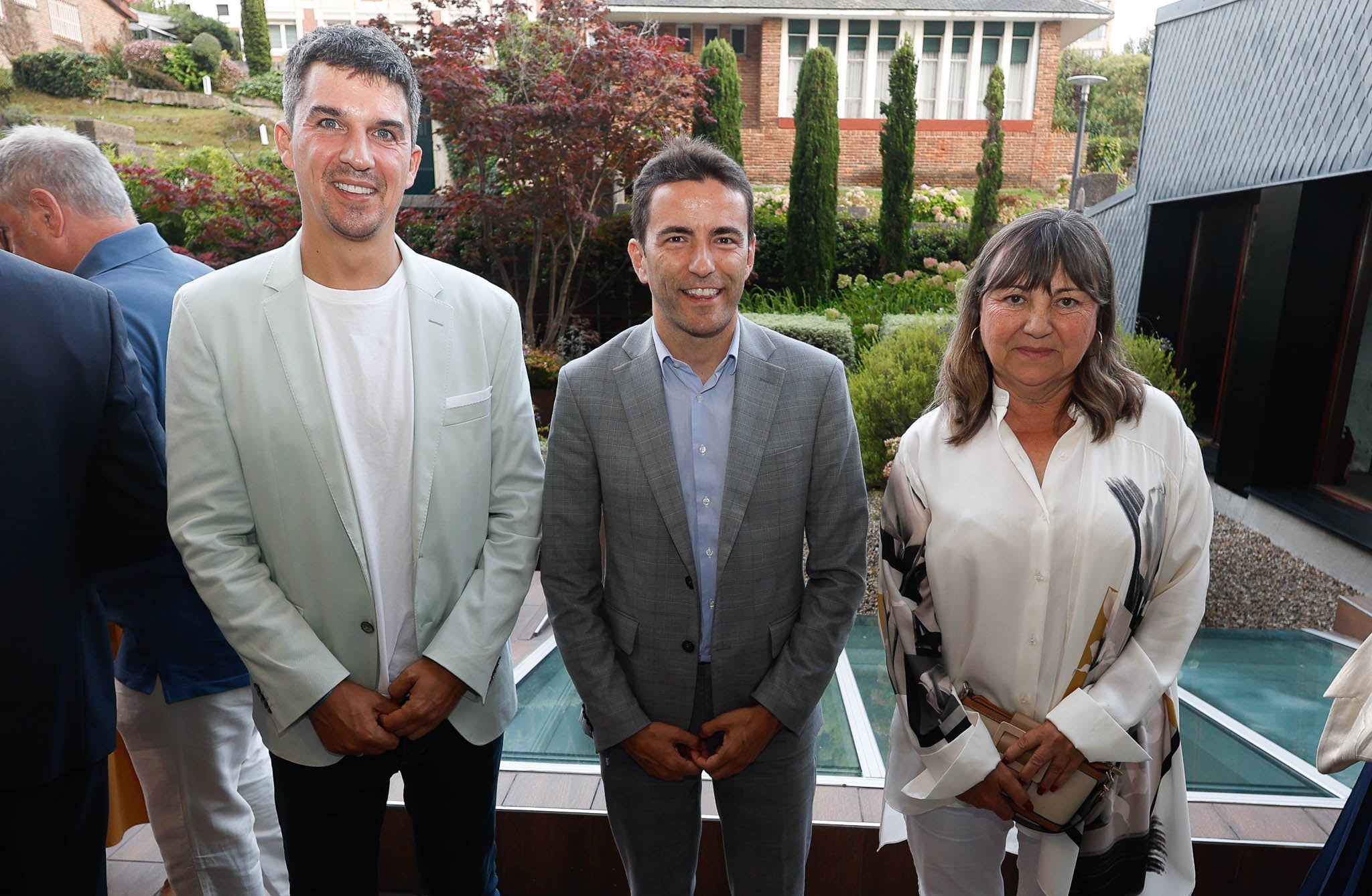 Daniel Fernández, Pedro Casares y Carmen Martínez.