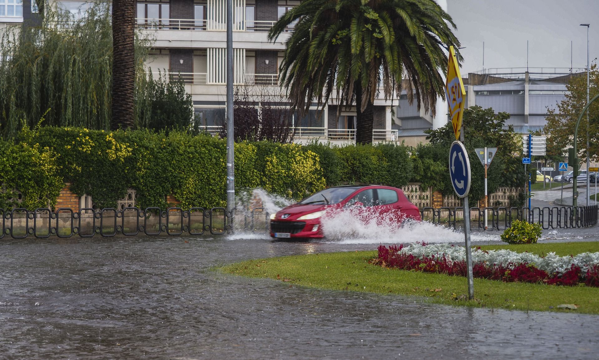 La zona próxima al campo de fútbol tambioén se inundó en 2021