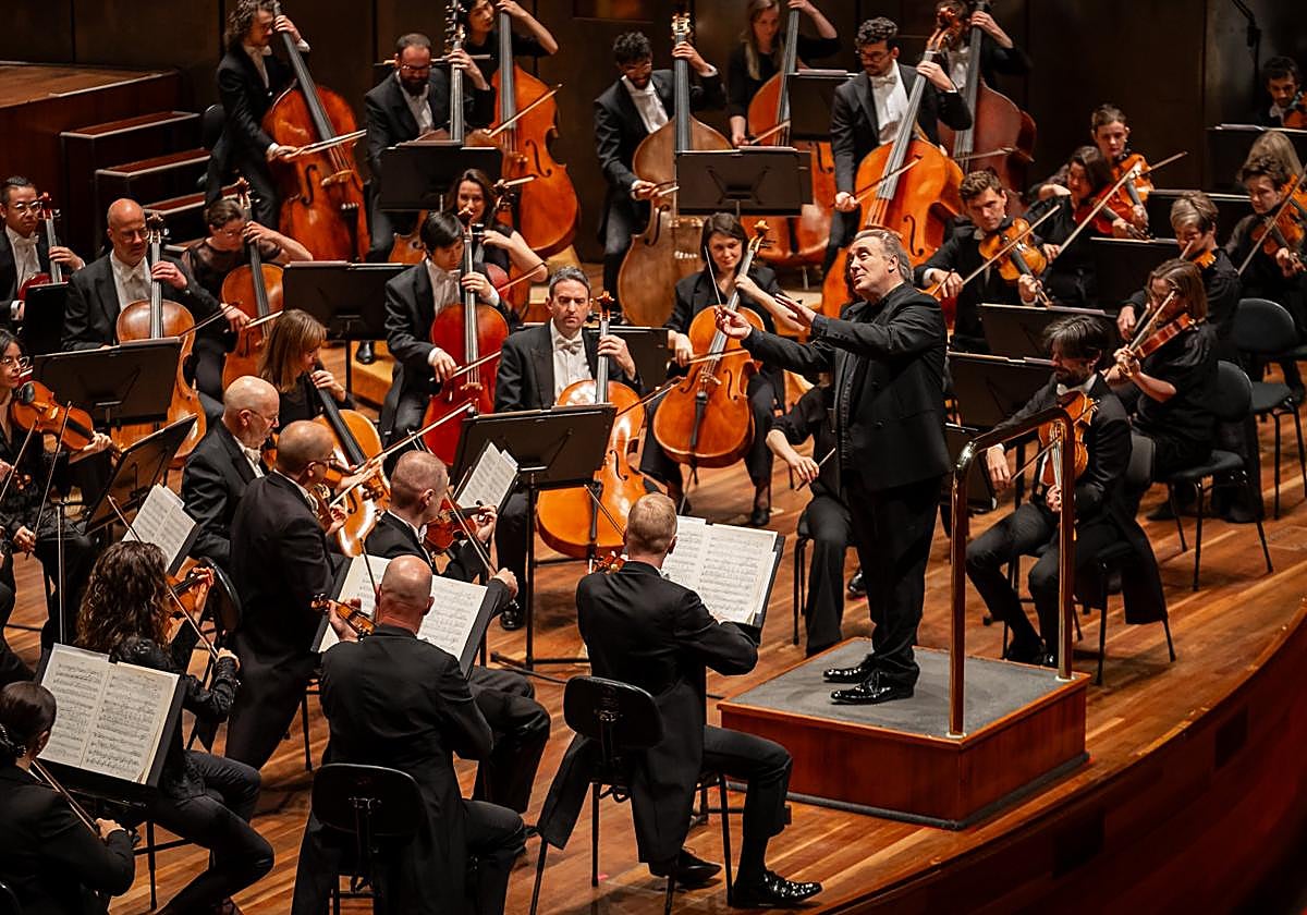 El maestro Jaime Martín regresa al Festival que dirigió.