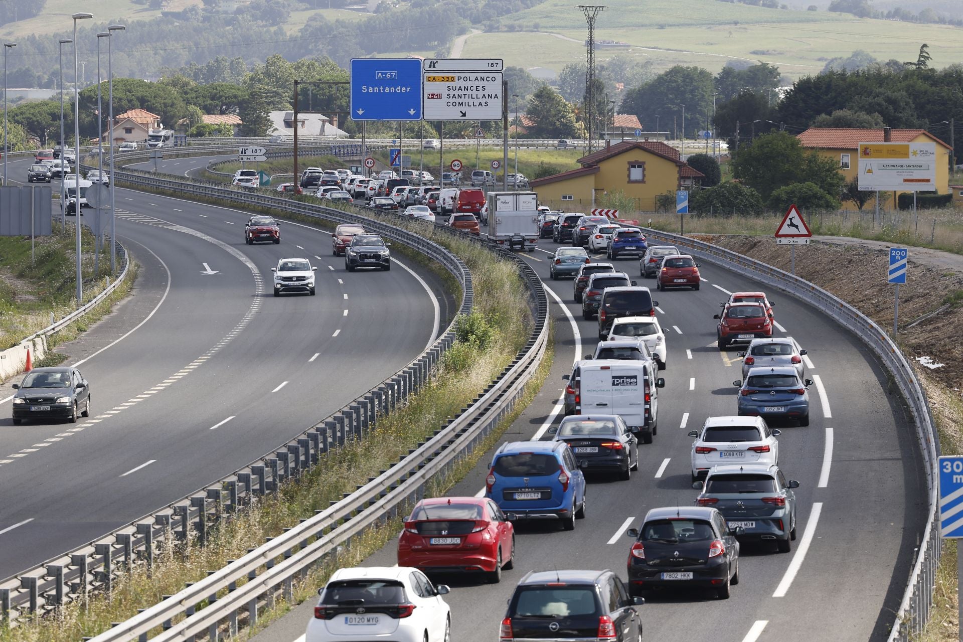 Un total de 92.106 coches se matricularon en Cantabria de 2006 a 2013.