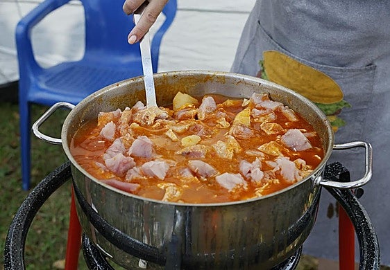 Imágenes del concurso de marmita de Colindres, de este domingo.