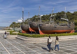 Los galeones de Vital Alsar, en La Magdalena, que están muy deteriorados.