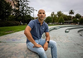 Gonzalo Garea, nutricionista deportivo, en las gradas de Centro Botín.