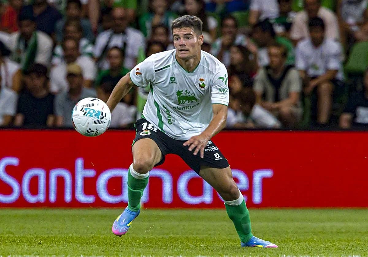 Peio Canales, durante su debut frente al Castellón