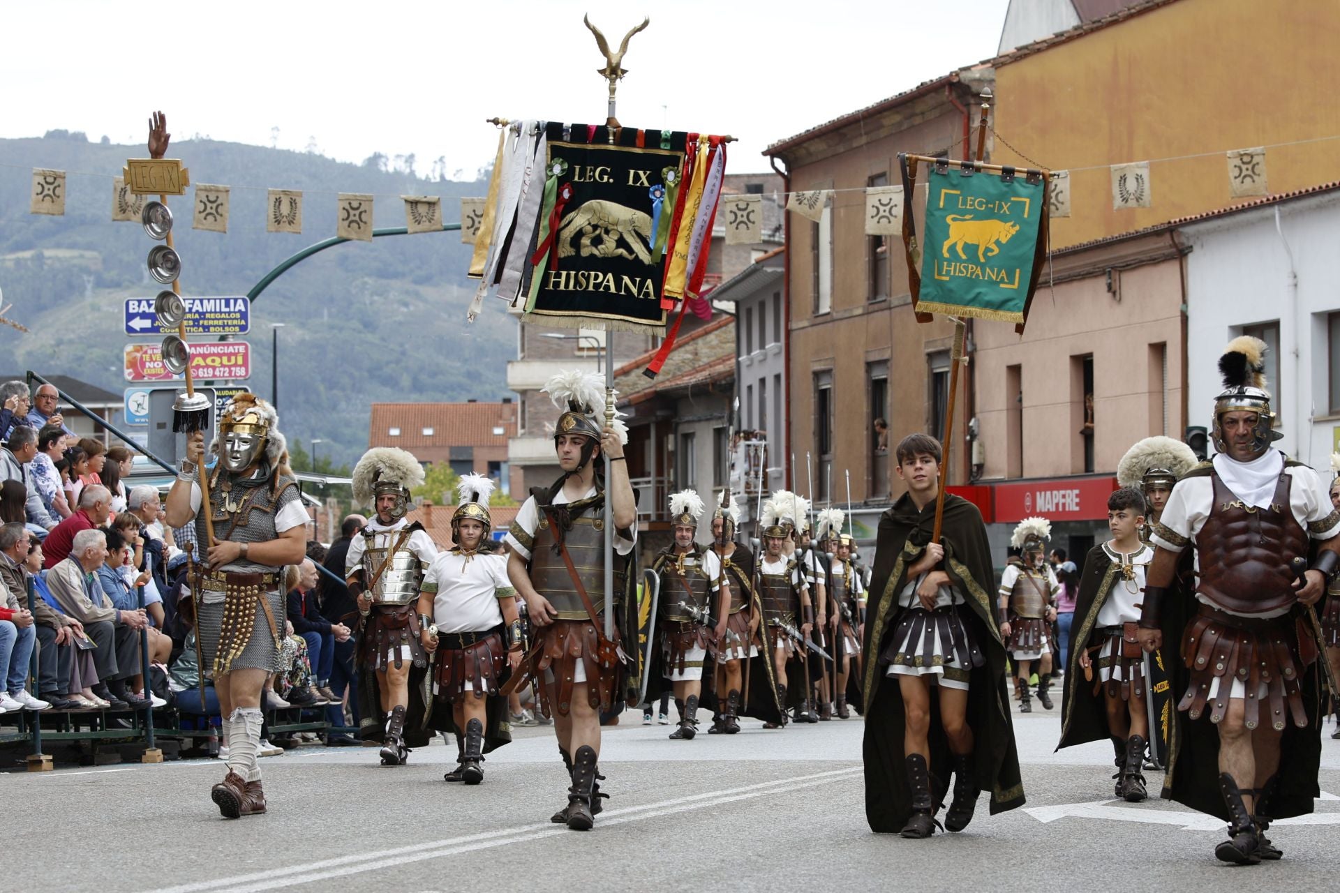 La V Alaudae pone en escena varias tácticas militares.