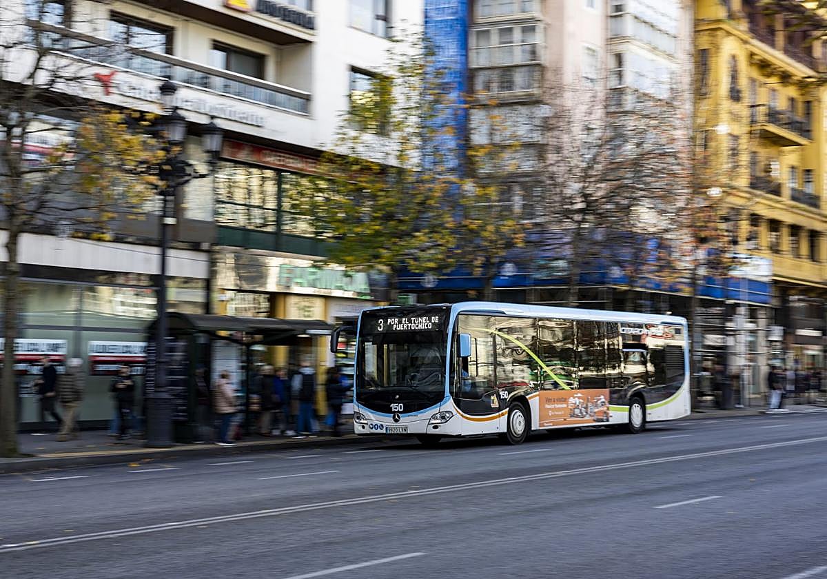 Los autobuses urbanos de Santander recuperan sus horarios y rutas de invierno