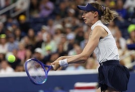 Cristina Bucsa, esta madrugada ante Sabalenka.