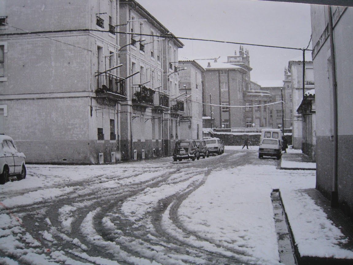 Las calles del barrio durante las nevadas del 1985.