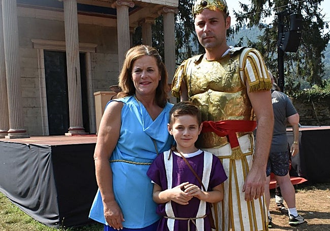 La familia del actual César de las Guerras Cántabras, Andrés Gutiérrez, también es de tercera generación.