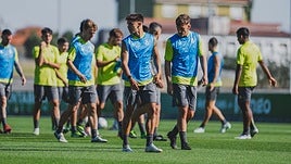 Mario García conversa con Aitor Crespo en La Albericia.