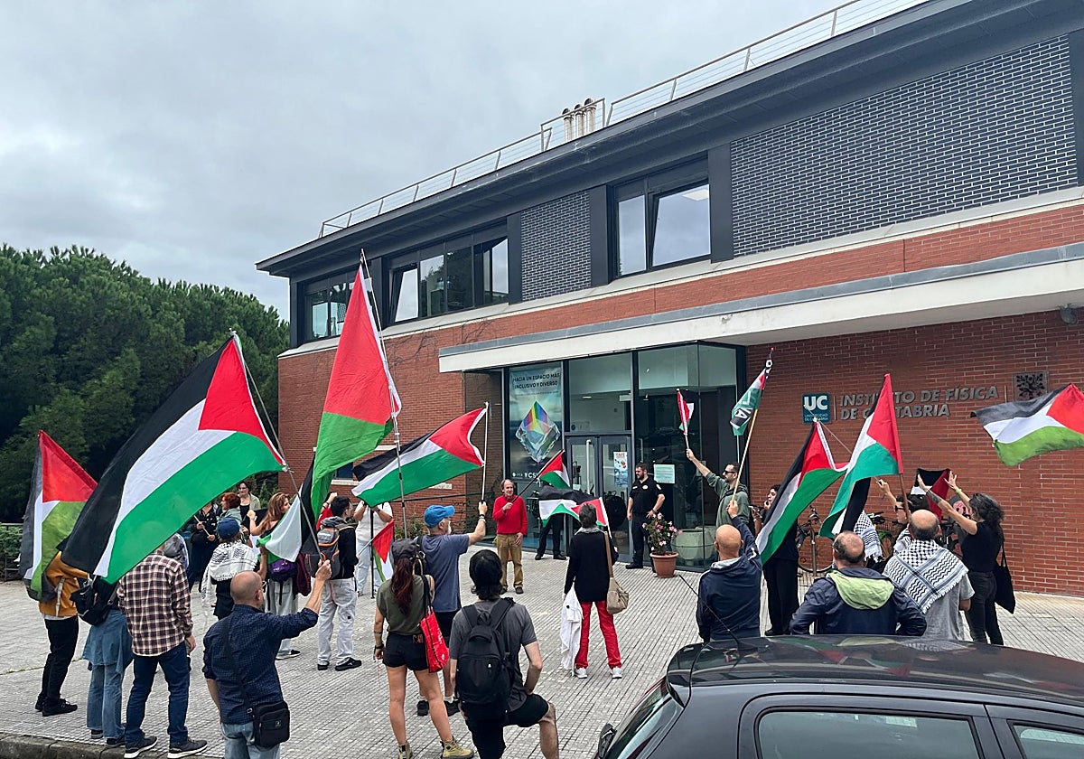 Protesta, este mediodía, a las puertas del IFCA.