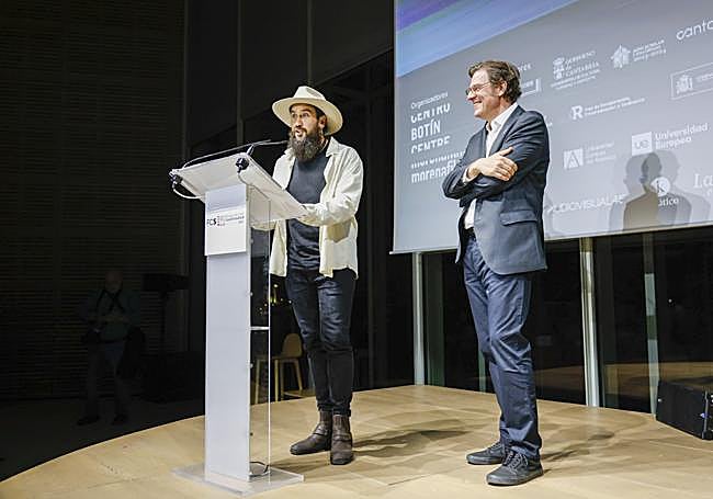 Álex Galán, director de la película 'Valle blanco, gallo negro' que abrió la sección Óperas Primas.