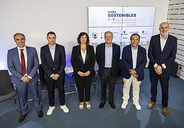 De izq. a dcha. Javier Puente, Mario Salcines, Encarnación Barba, Eduardo Arasti, Carlos Fernández y Roberto García.