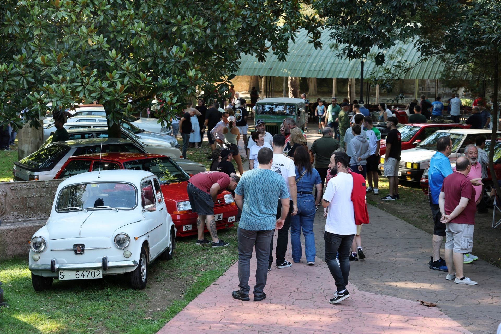 Concentración de clásicos en Cabezón de la Sal