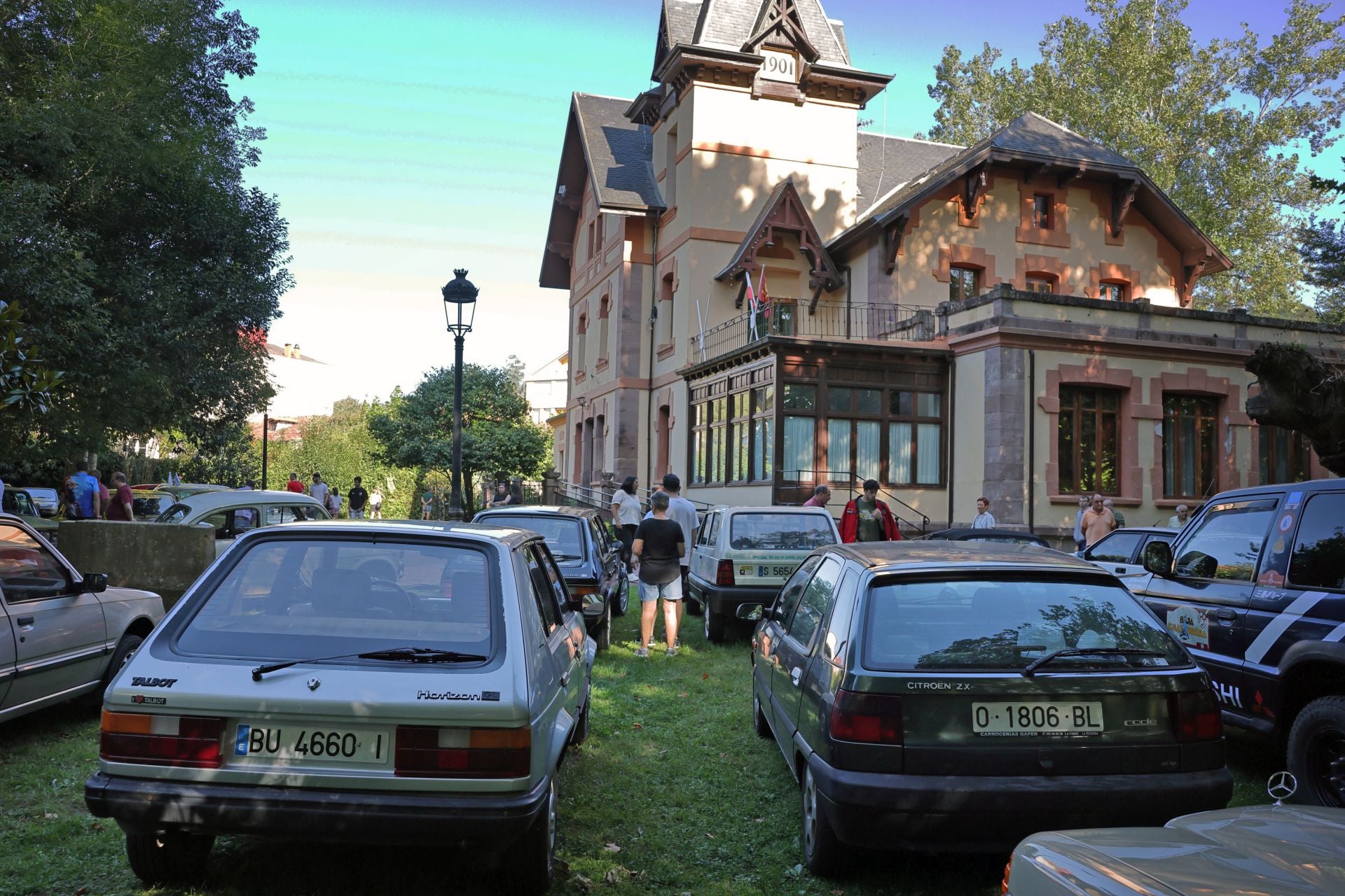 Concentración de clásicos en Cabezón de la Sal