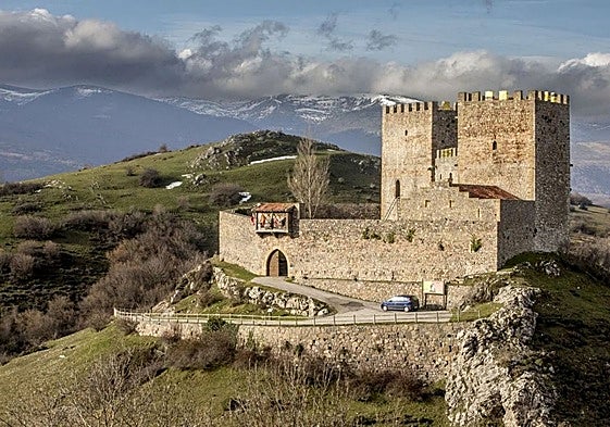 El Castillo de Argüeso será sede del próximo encuentro de las Casas de Cantabria.