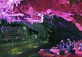 Actuación de Los Secretos en 2019