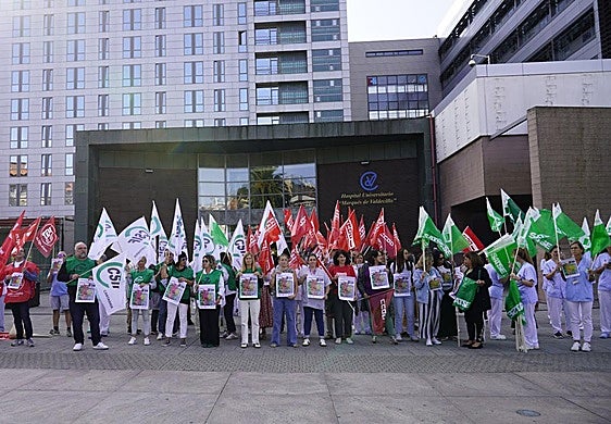 Concentración sanitaria por el Estatuto Marco