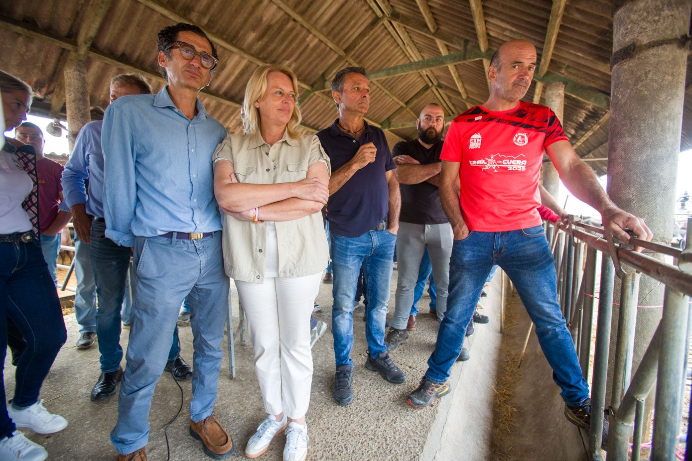 La consejera, María Jesús Susinos, junto al director general de Ganadería, Alfredo Álvarez.